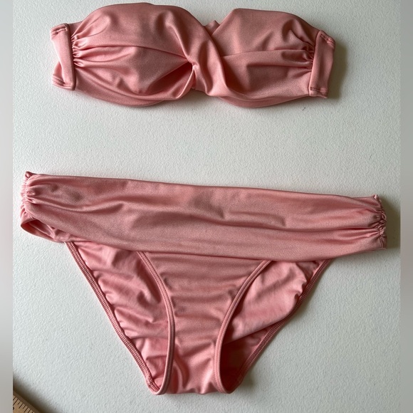 Victoria's Secret two-piece bikini set, salmon-colored, small - Picture 1 of 9